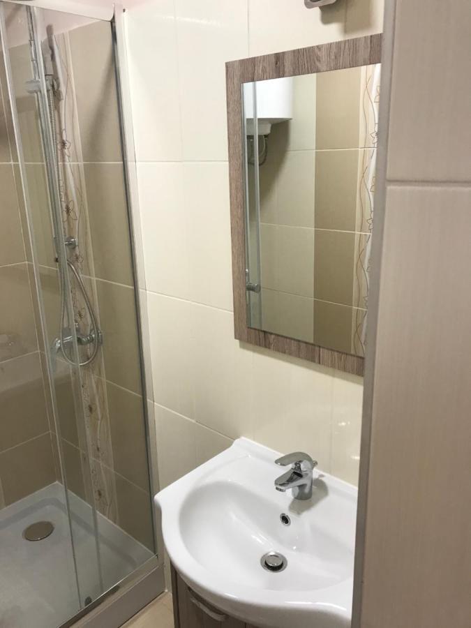 Neptun2 Apartman Domsod Exterior foto